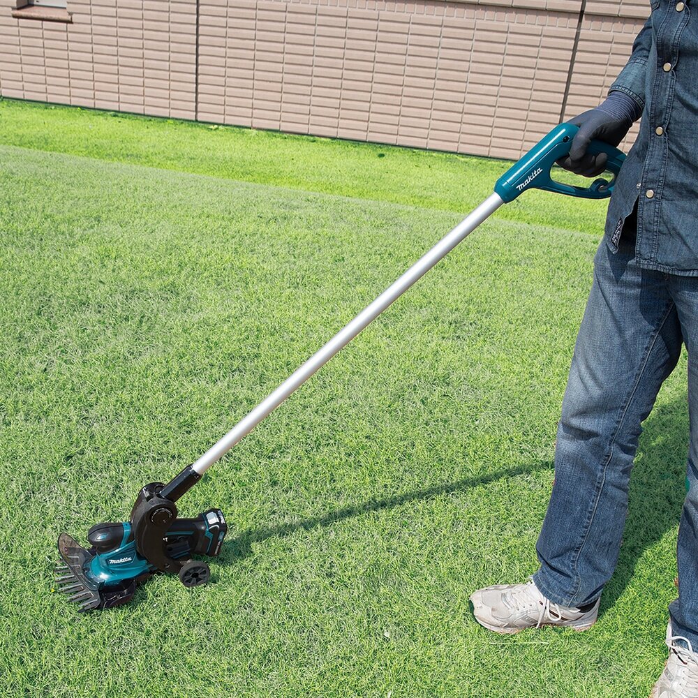 Ножницы аккумуляторные MAKITA UM600DZ для травы (10,8 В,Li-ion, 1,3.кг, без акк. и зар. ус (UM600DZ), шт