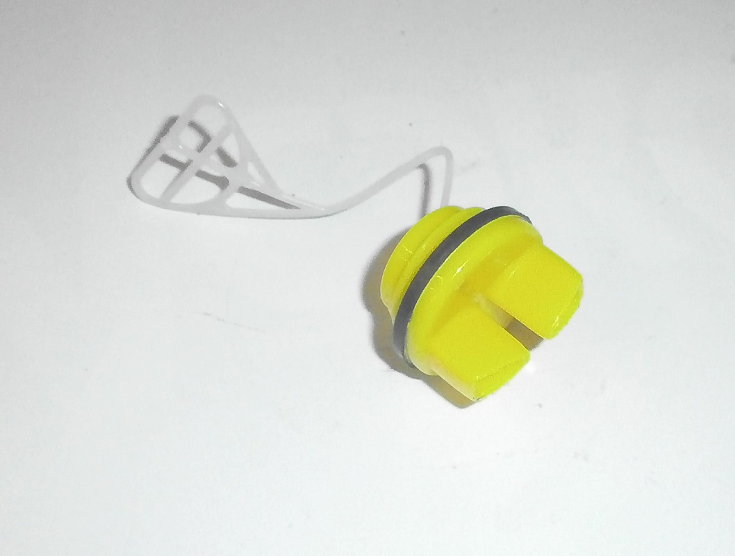 Пробка маслобака DDE CS3816-->451805001, шт