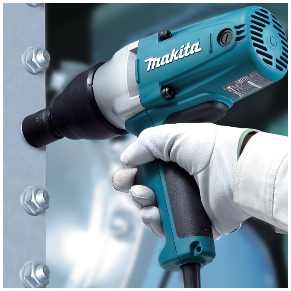 Гайковёрт сетевой ударный Makita TW0350