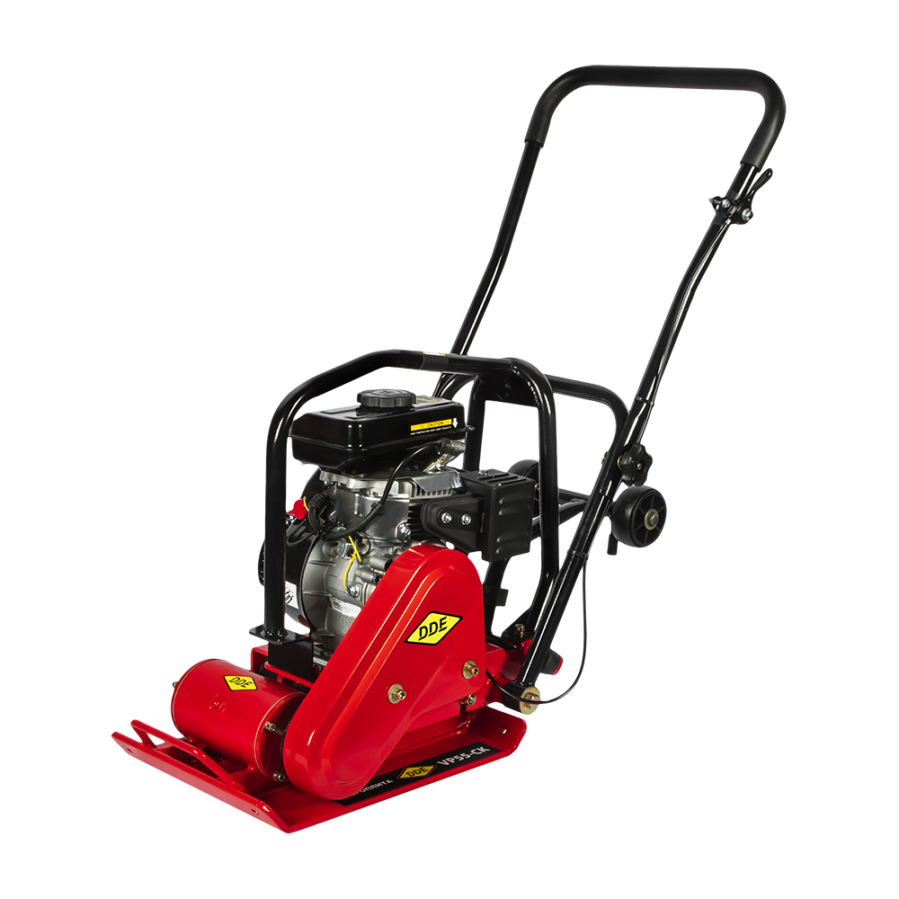 Виброплита DDE VP55-CK (дв. Loncin, 2,8 л.с., плита 430×310 мм, до 250 кв. м/час, 58 кг, гл. упл. 20 см, колеса), шт