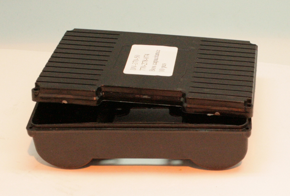 Деталь QUATTRO ELEMENTI B360/BW470/DV370-100 коробка распределительная,пустая (770-285-085), шт