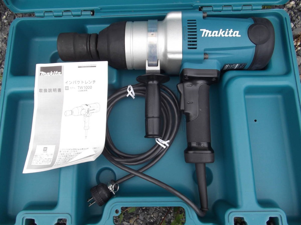 Гайковёрт сетевой ударный Makita TW1000