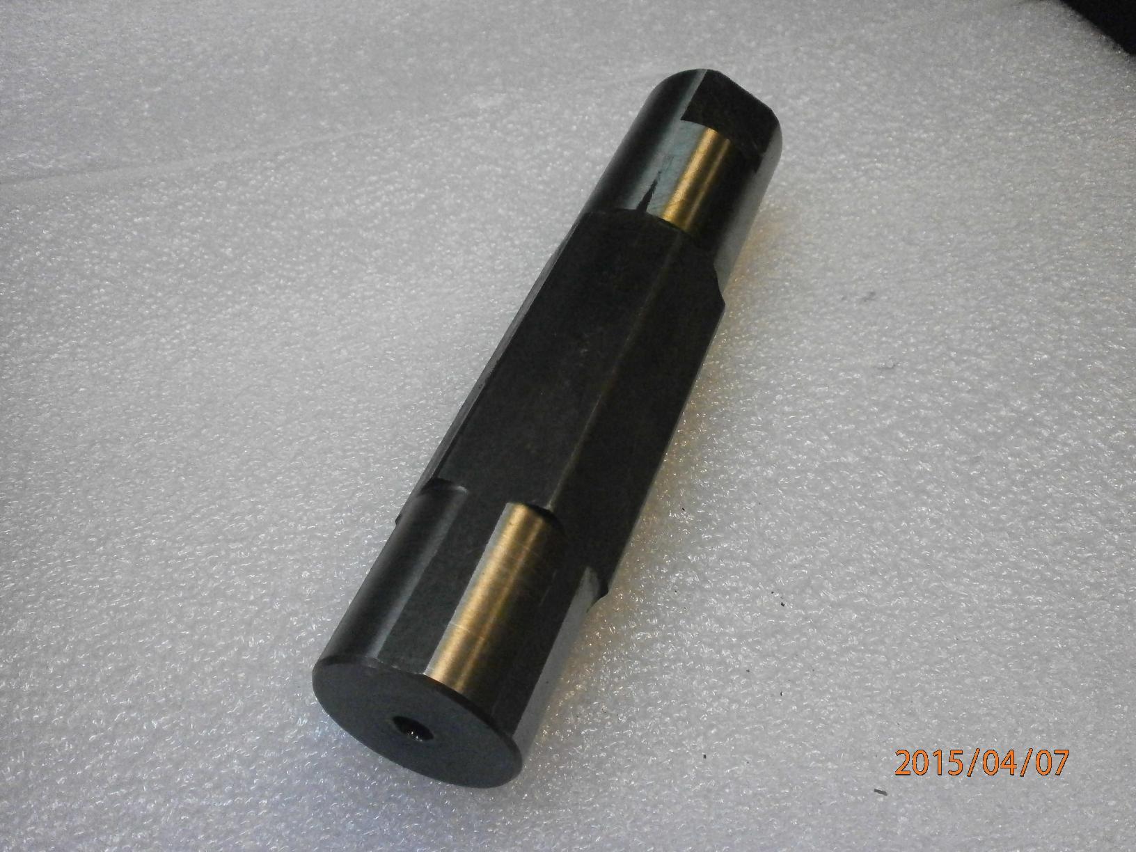 Вал DDE SH2845 измельчителя (J2770000017R), шт