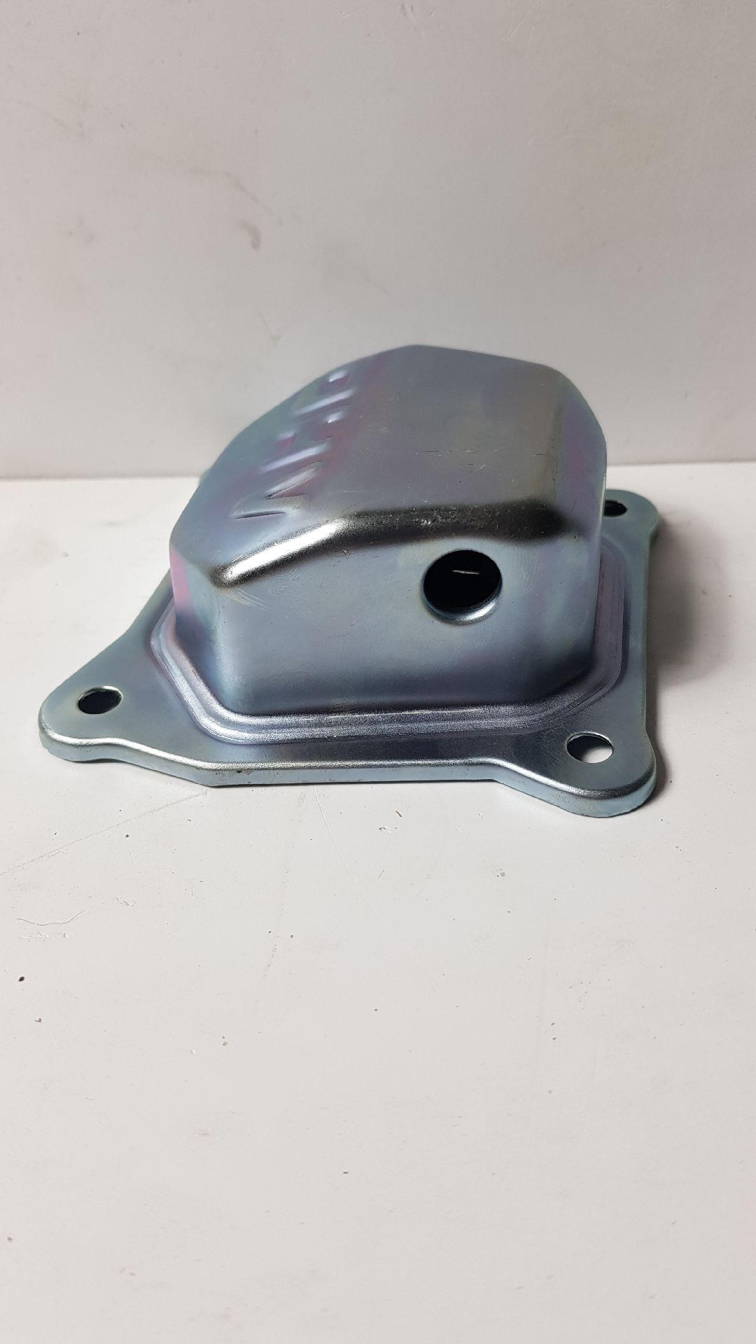 Крышка клапанов DDE двигателя T6 (75080040000) (246-630-166), шт
