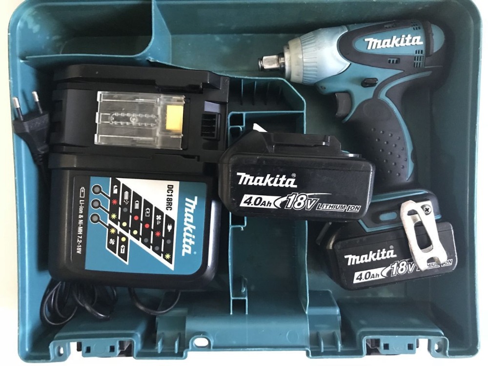 Гайковёрт аккумуляторный ударный MAKITA DTW251RME