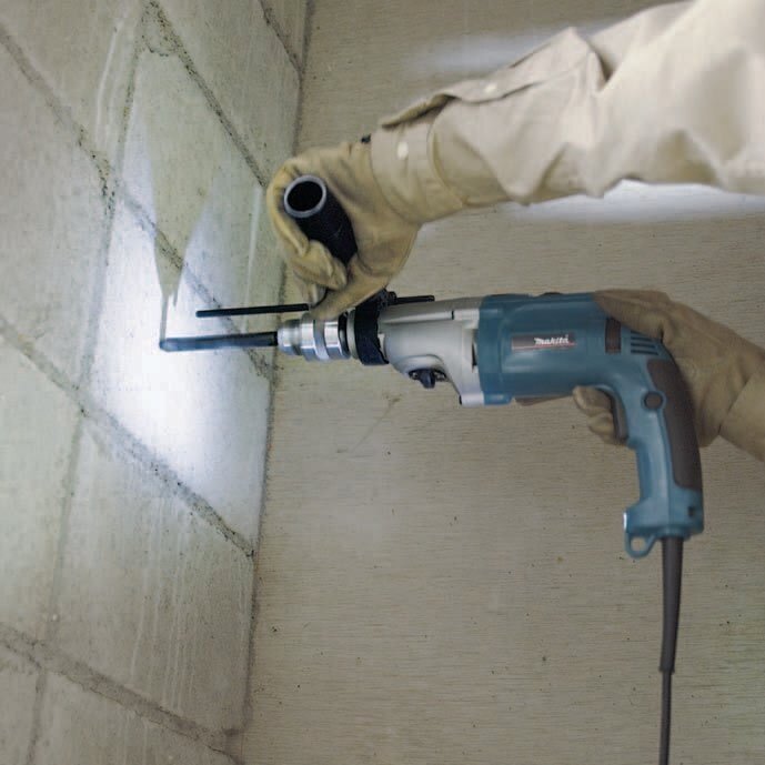 Дрель ударная Makita HP2070F