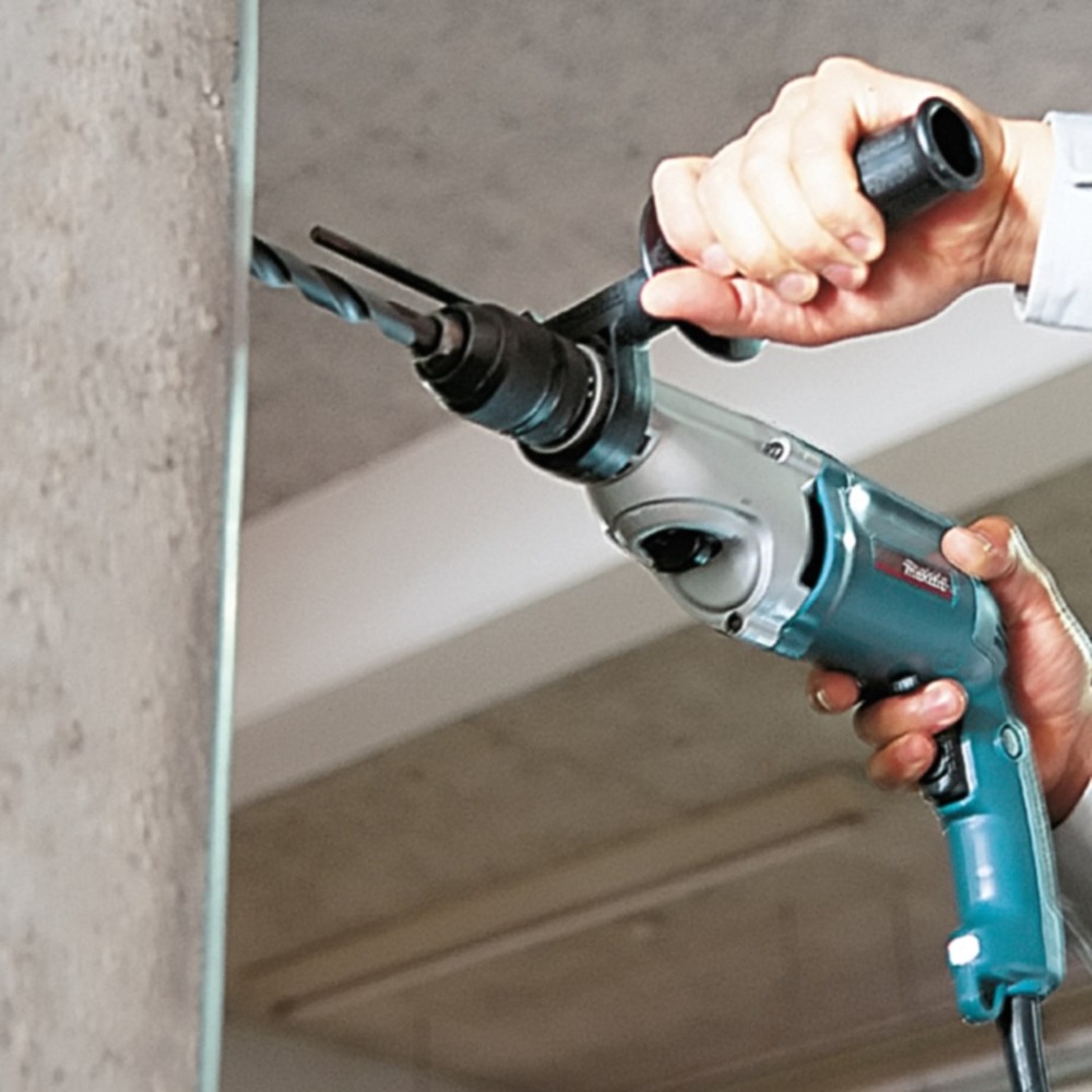 Дрель ударная Makita HP2051F