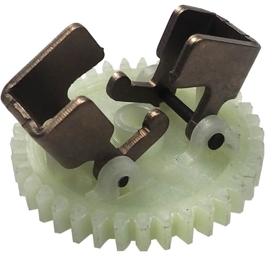 Шестерня регулятора оборотов DDE UD178/UD186, шт