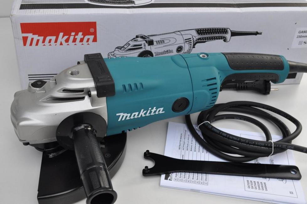 Шлифмашина угловая Makita GA7020SF