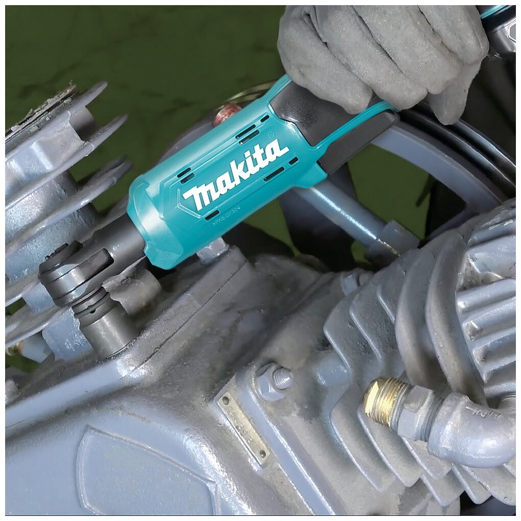 Гайковерт ударный аккумуляторный MAKITA WR100DZ с трещоткой CXT 12 В, 3/8" и 1/4", 47,5 Нм, шт