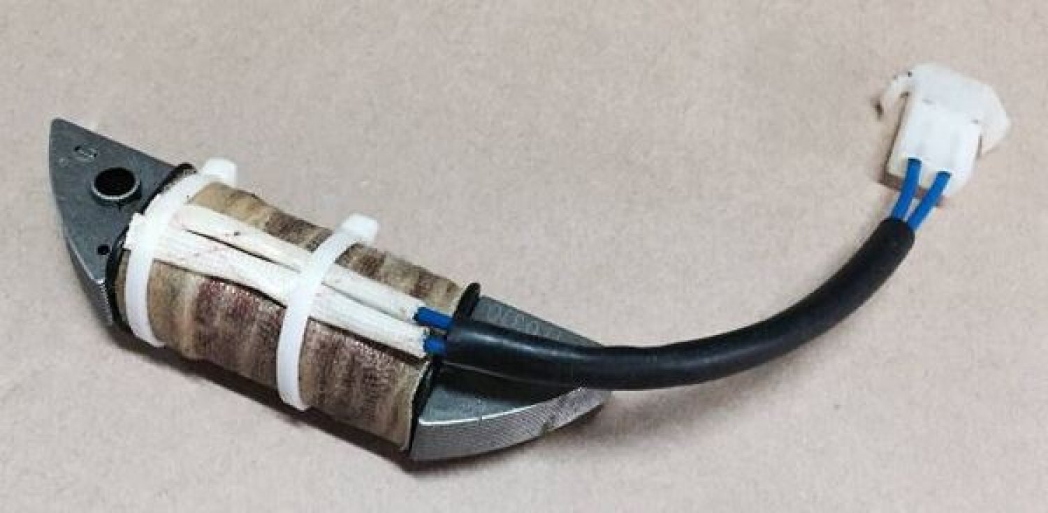 Катушка заряда АКБ UNITED PARTS UD178/186, шт