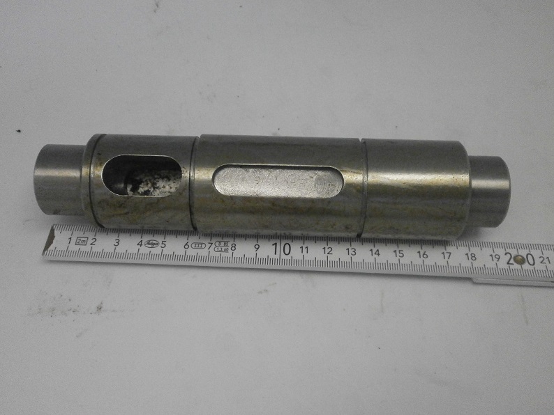 Вал эксцентрика DDE VP125-H, шт