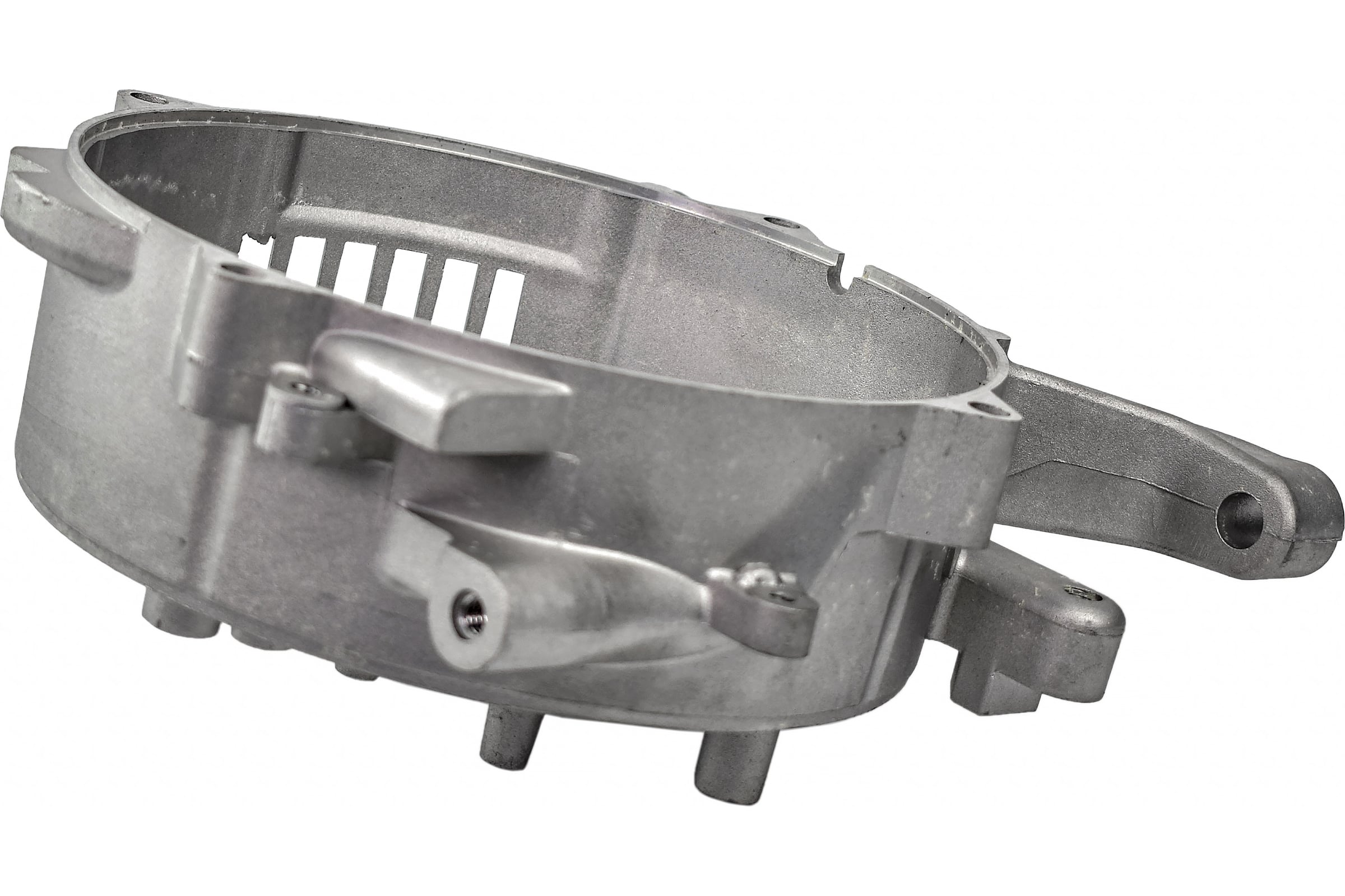Крышка генераторной части DDE задняя опора G850E/G850E3 (921-350-210), шт