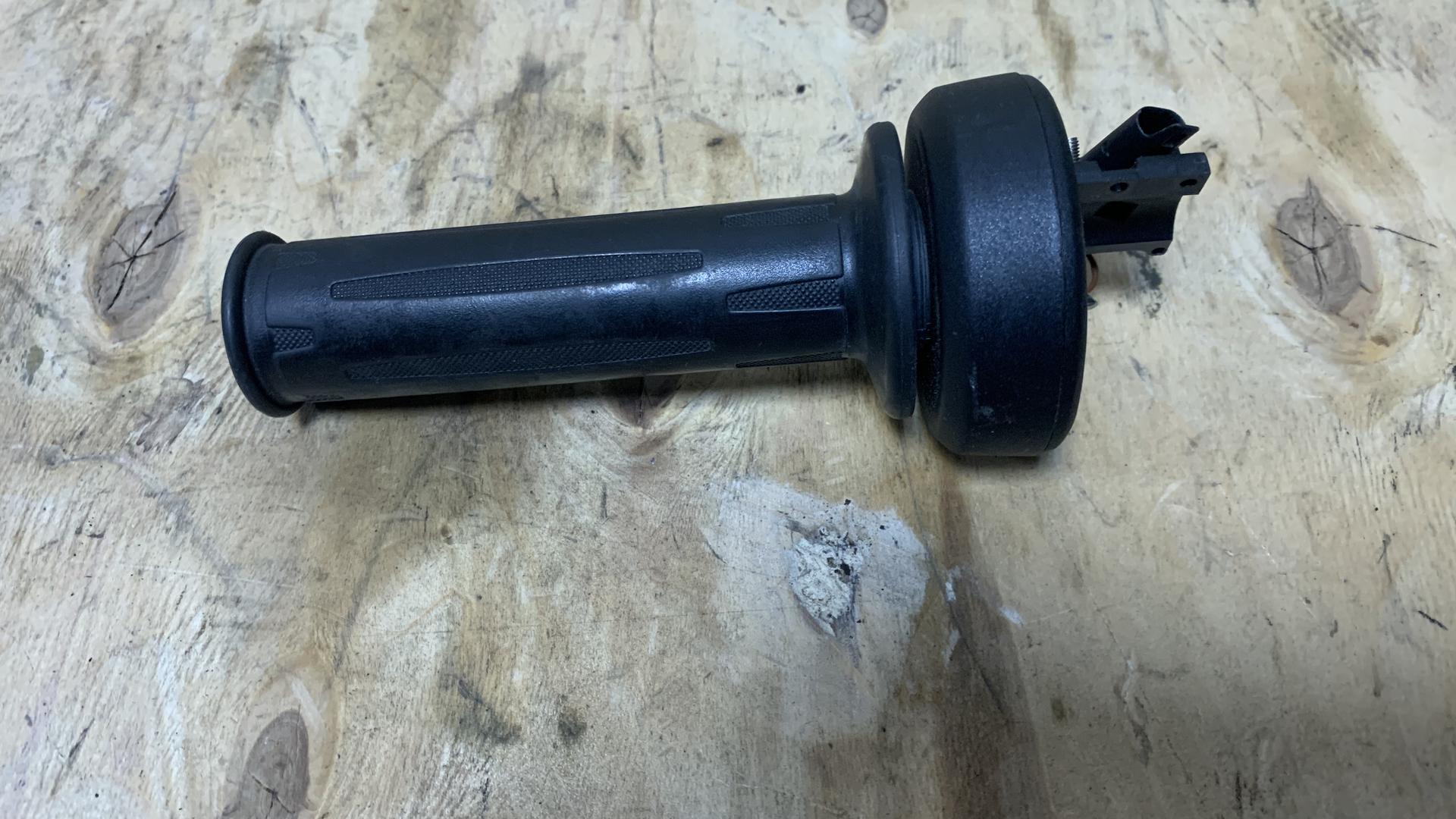 Ручка  газа DDE GB 450 Pro  в сборе, шт