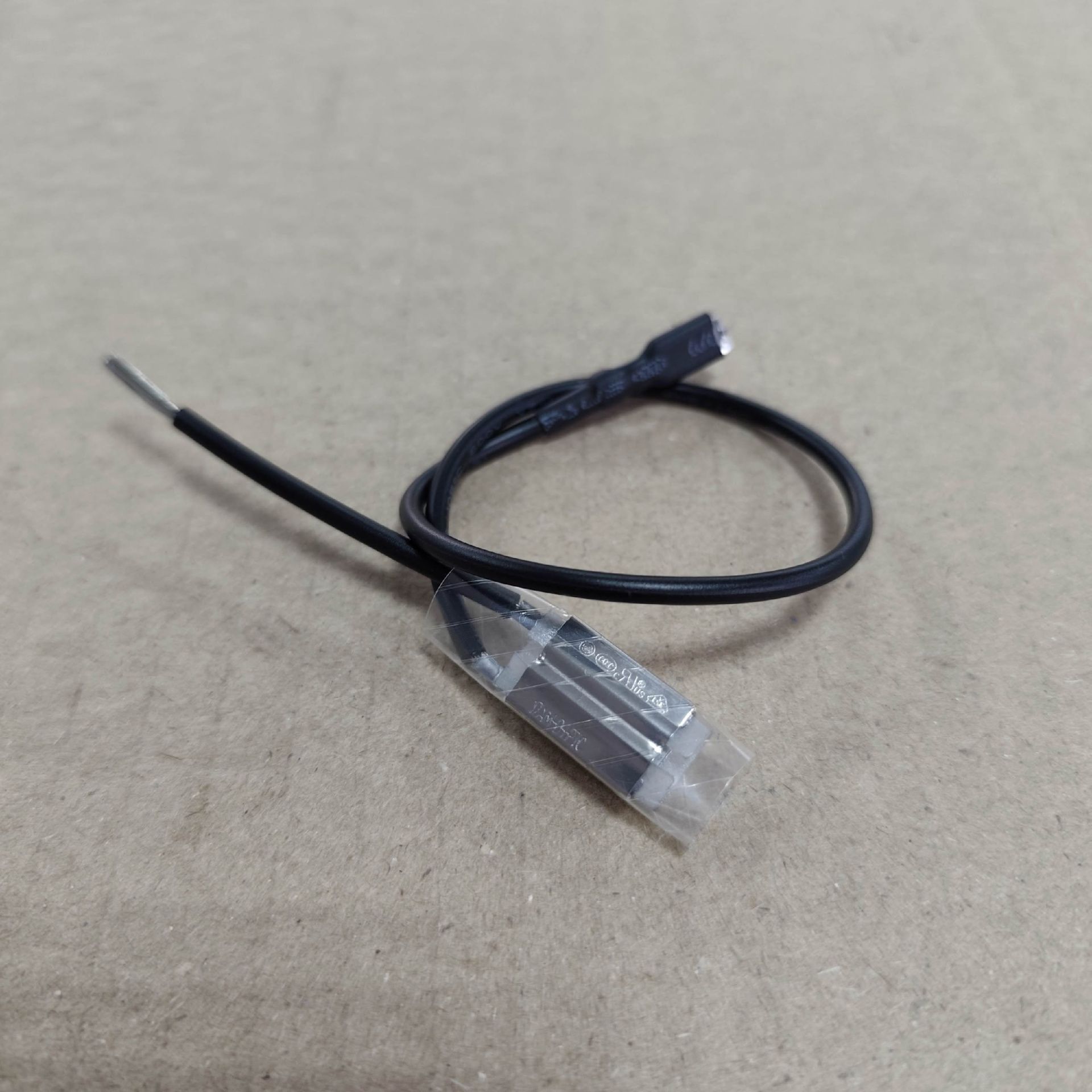 Датчик температуры DDE LME3212, шт