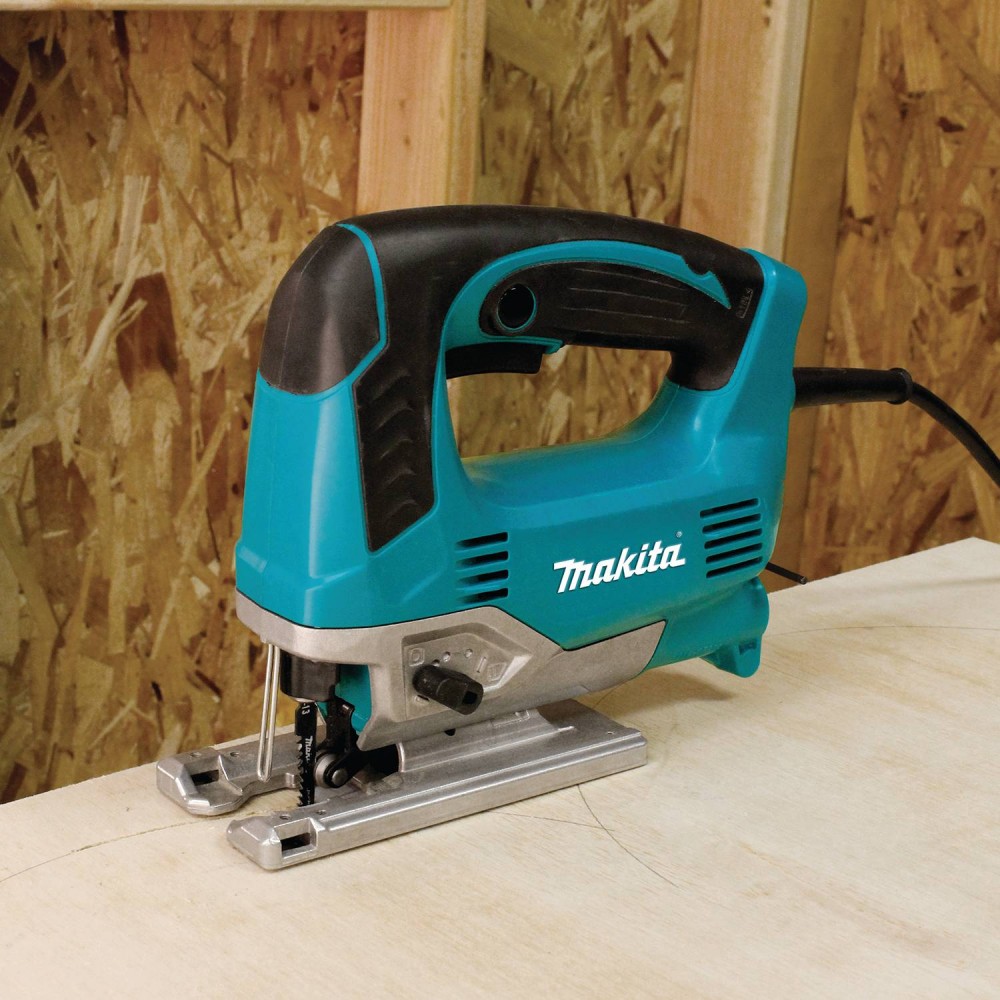 Лобзик электрический Makita JV0600K